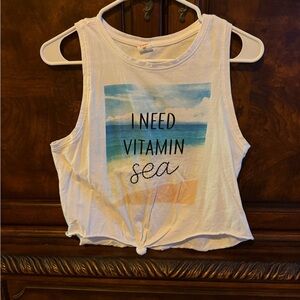 Front tie knot tank top. Great used condition.. barely worn